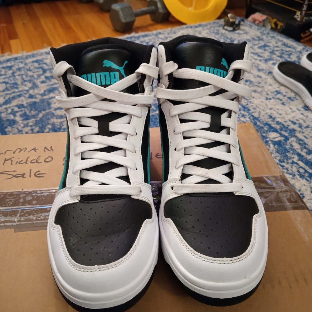 Puma Hi Tops SZ 10